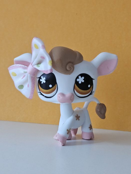 Krówka LPS/ Hasbro gwiazdeczki, kokardka