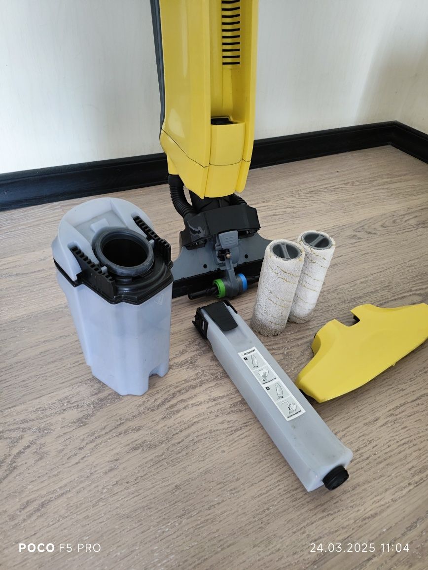 Электрошвабра/вертикальний миючий пилосос Karcher FC 5