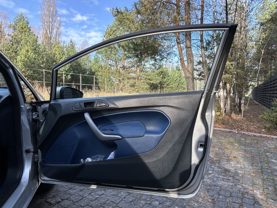 Форд Фієста в чудовому стані