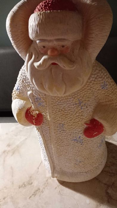 Дед Мороз советский,ватный и 2 пластмассовых.