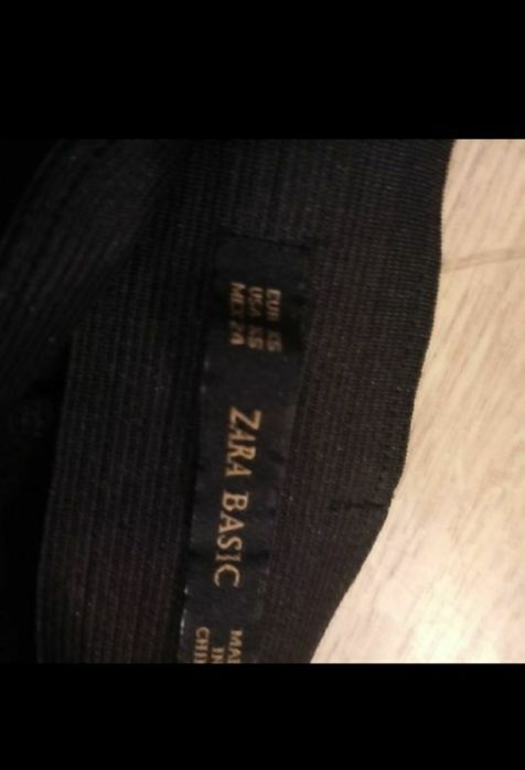 Czarne rurki z wysokim stanem XS S Zara spodnie zamki wysoki stan