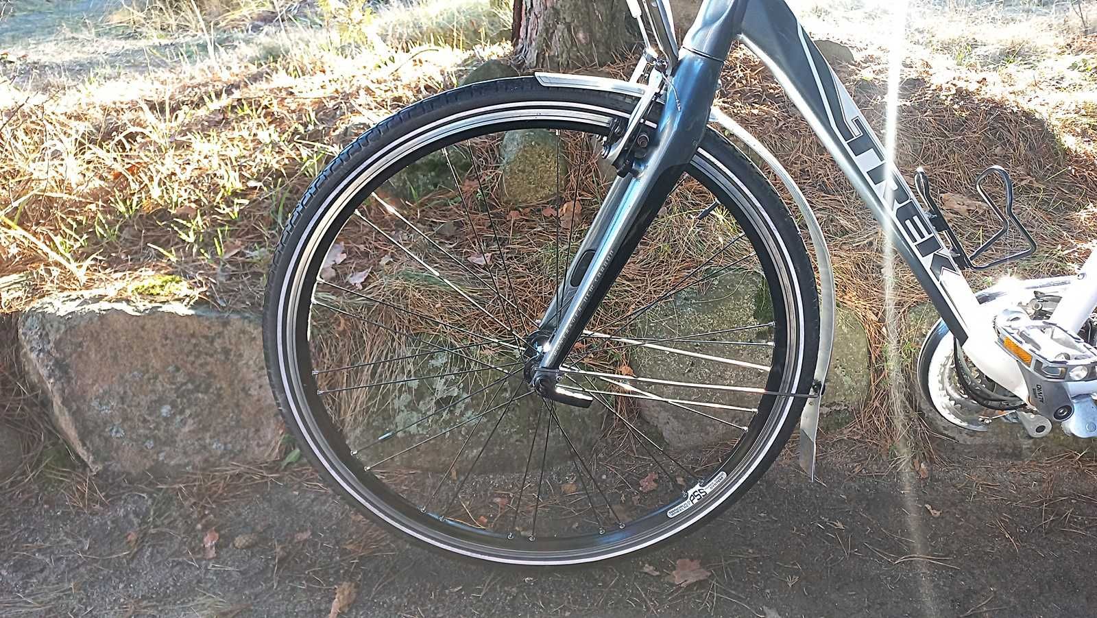 Alu Rower Miejski Męski Trek Navigator T500 SL 3x8 Deore Carbon 28