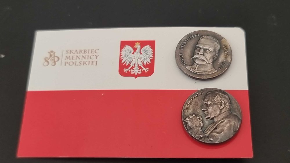 Jan Paweł II i Józef Piłsudski- dwa medaliki z Mennicy Polskiej