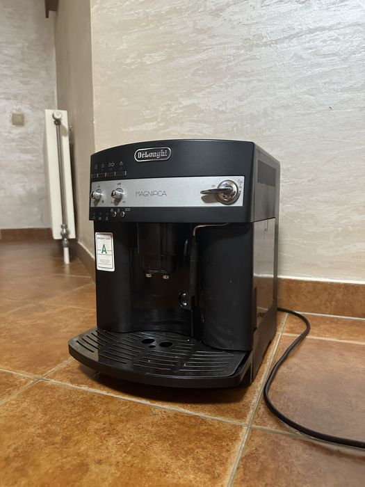 Кавомашина Delonghi Magnifica Esam 3000
