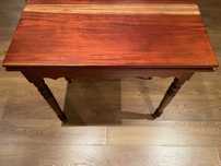 Mesa de Jogo Séc XIX estilo Romântico em pau óleo
