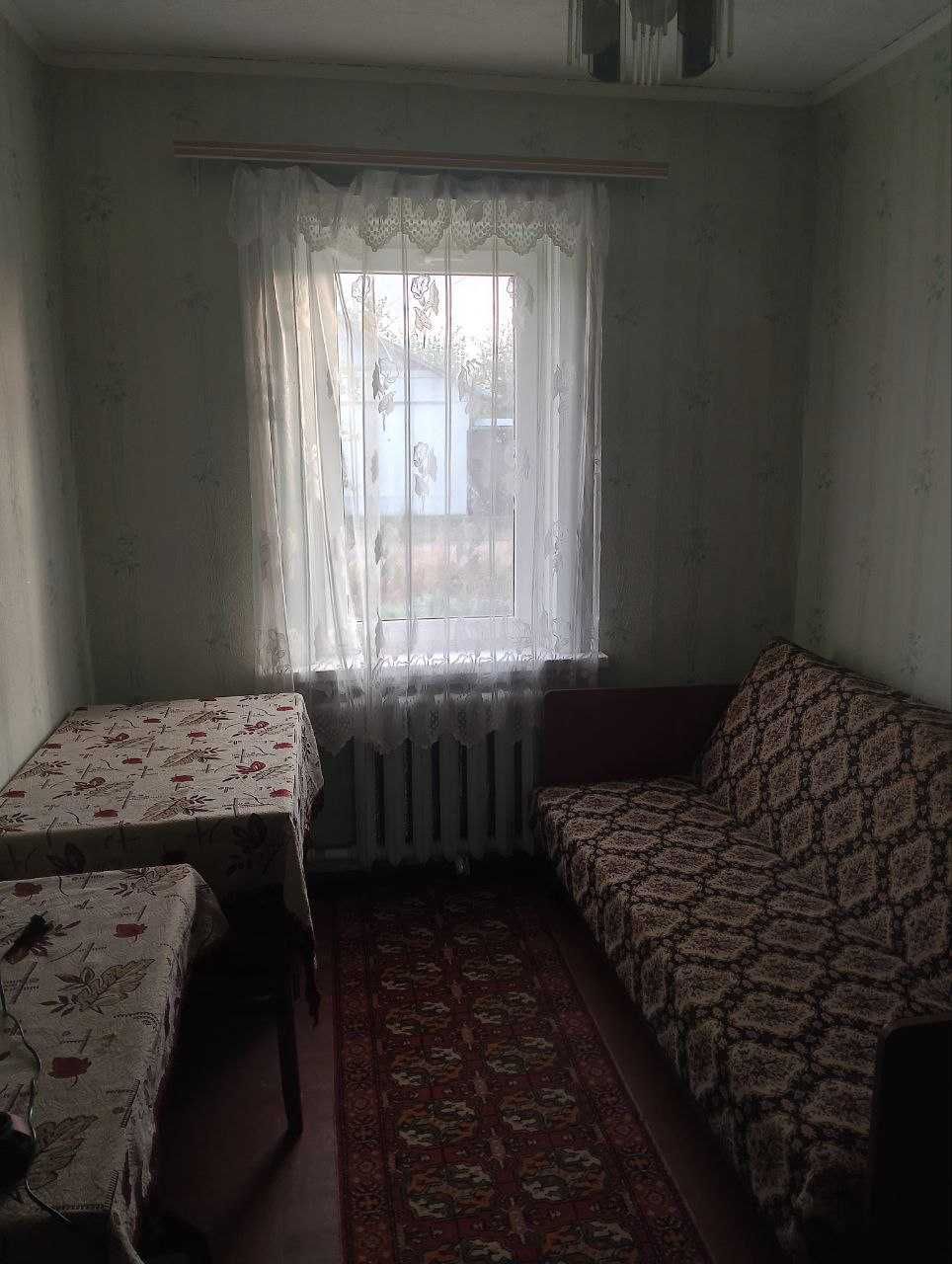 Продается дом на два отдельных входа, рядом с метро Киевская