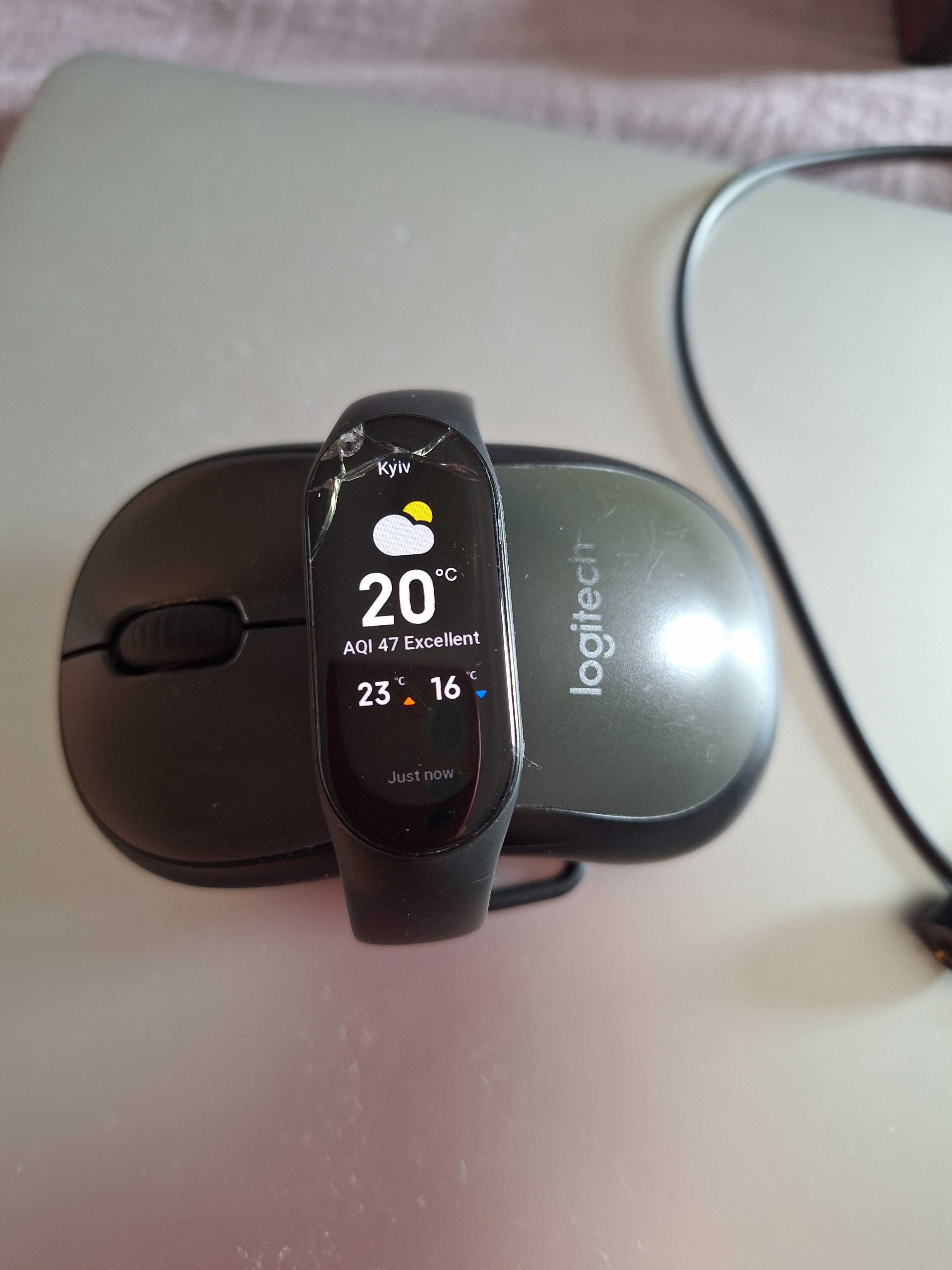 Фітнес браслет Xiaomi mi smart band 7  (Бите стекло экрана)!