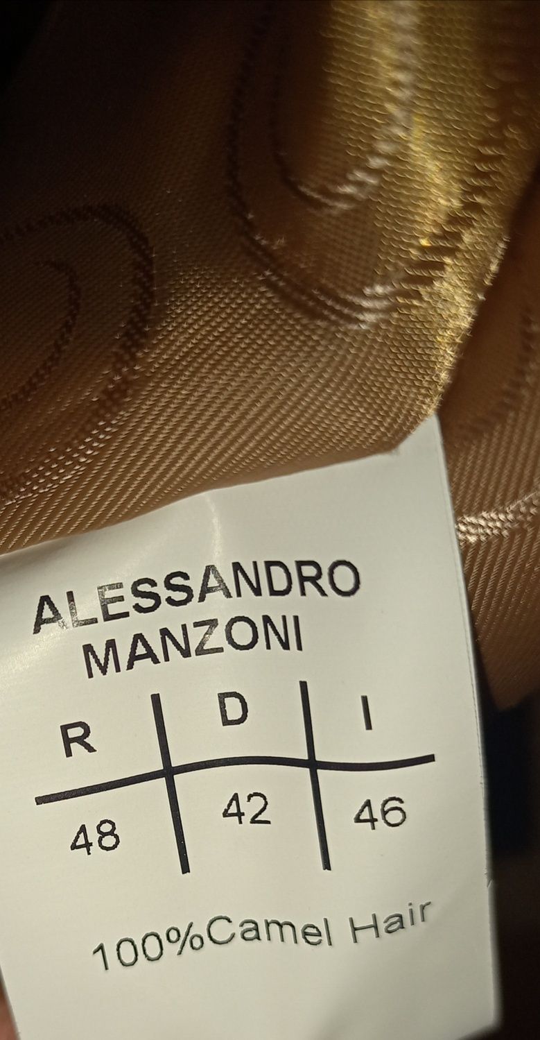 Нове жіноче пальто Alessandro Manzoni 100% верблюжої вовни/верблюжья