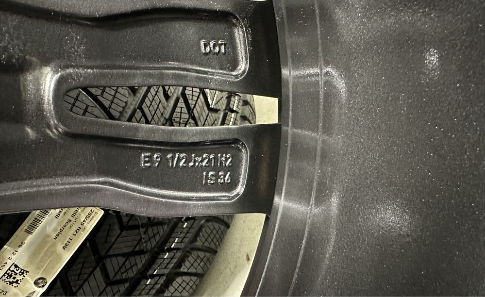 Nowe oryginalne koła zimowe alufelgi 21 BMW X7 G07 Double Spoke 754M
