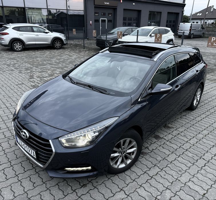 Hyundai I40 1.7 CRDI Xenon Led Panorama Navi Zamiana