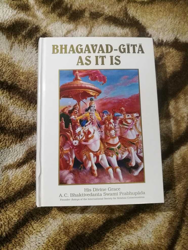 Bhagavad Gita Бхагавад Гита на английском языке Харе Кришна