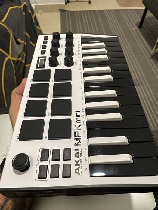 Akai MPK mini 3ger.