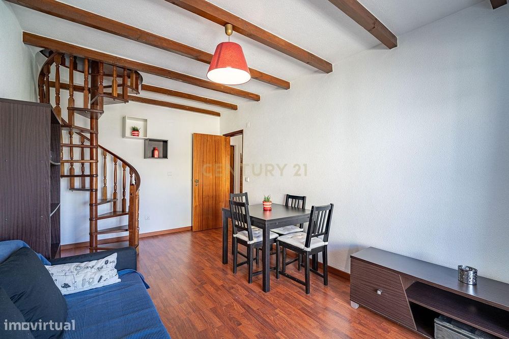 Apartamento T2 Corroios - Oportunidade Única!