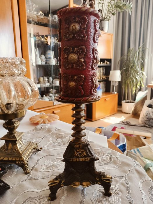 Mosiężny świecznik bardzo ciężki