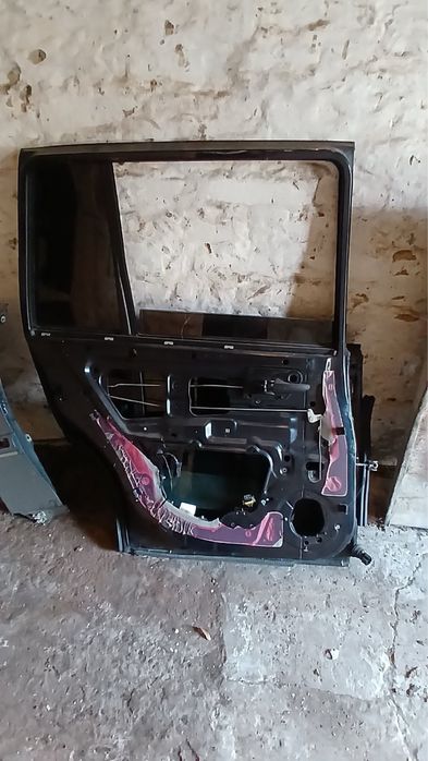 Opel omega b двері ляда