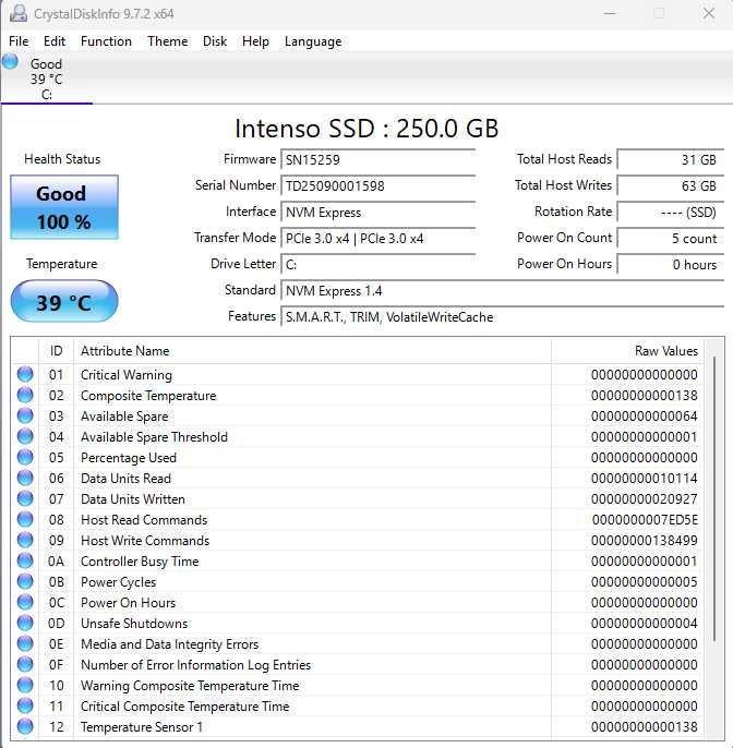 Intel NUC i3 16GB Ram 250GB SSD mini Pc