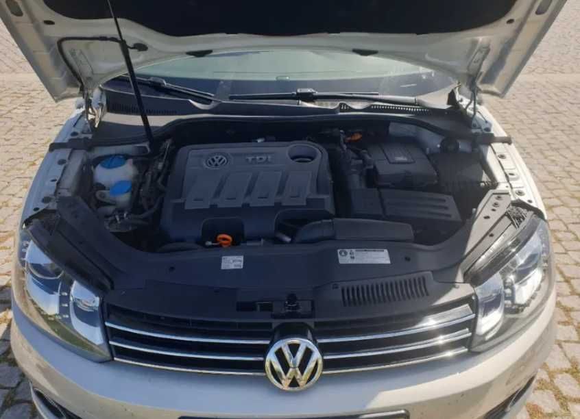 VW EOS 2.0 TDI Bluemotion - só 79.000km