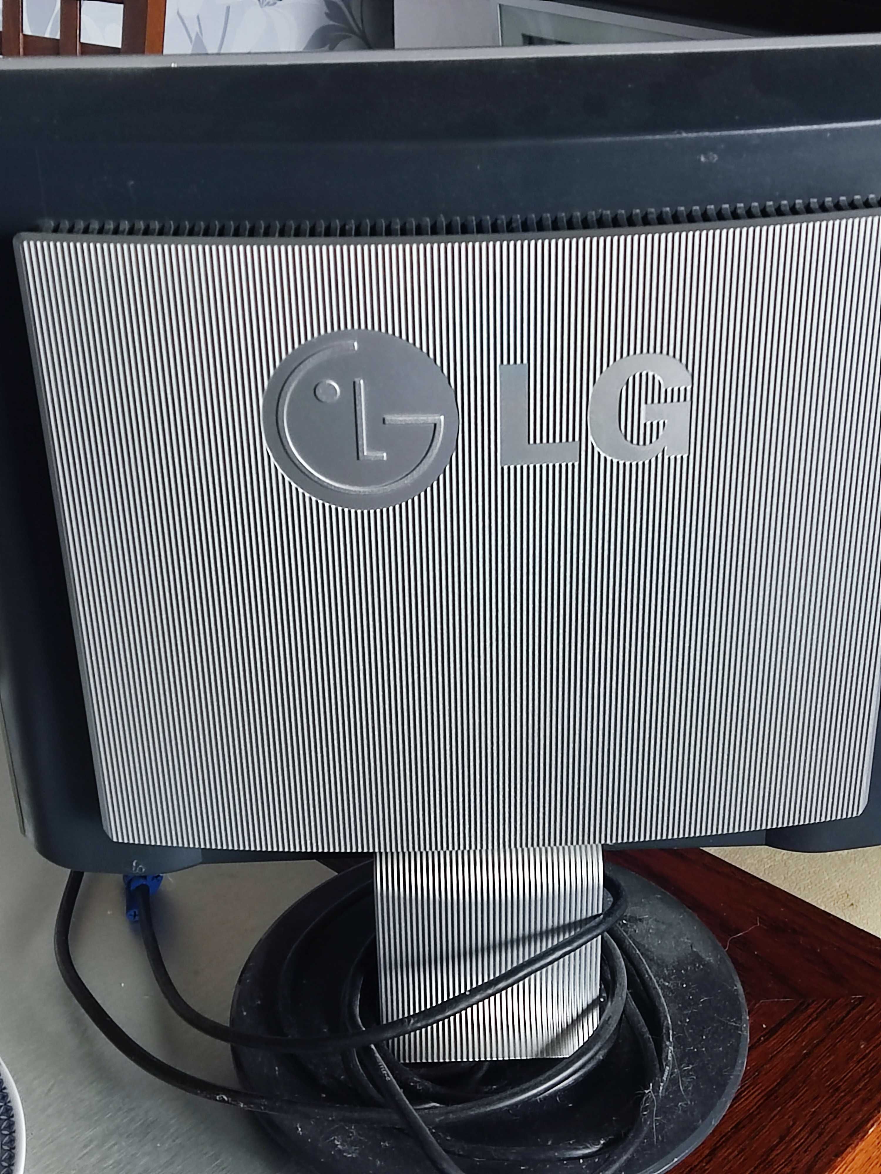 Sprzedam monitor LG FLATRON L1730S