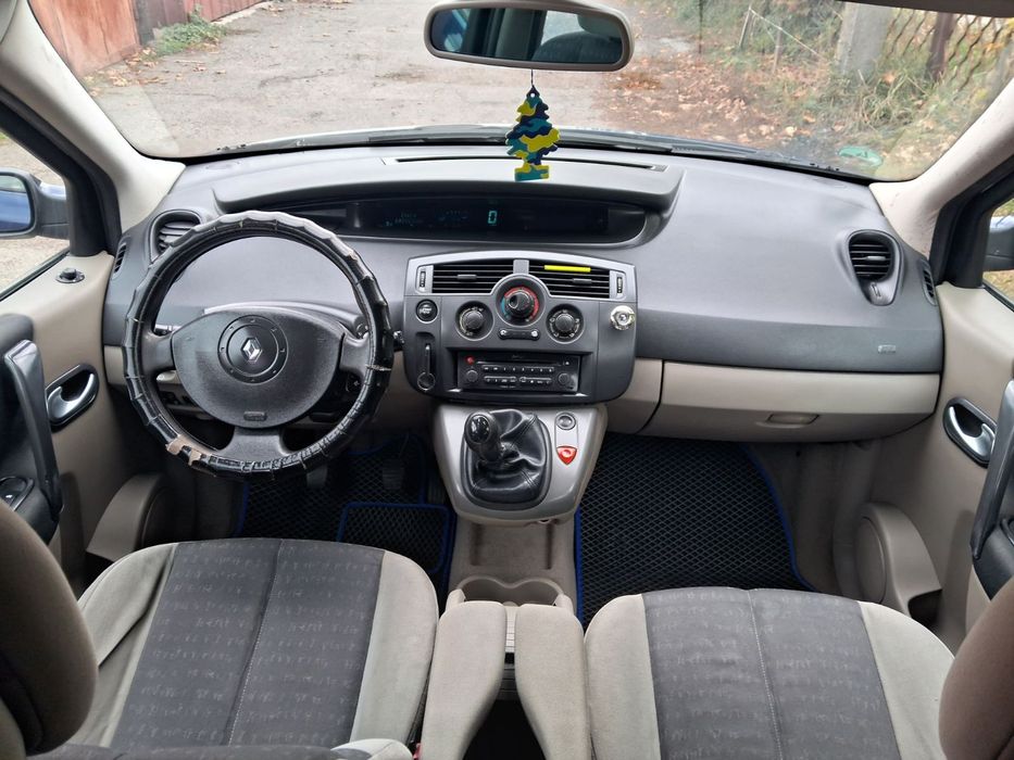 Продам авто Renault Scenic в хорошому стані