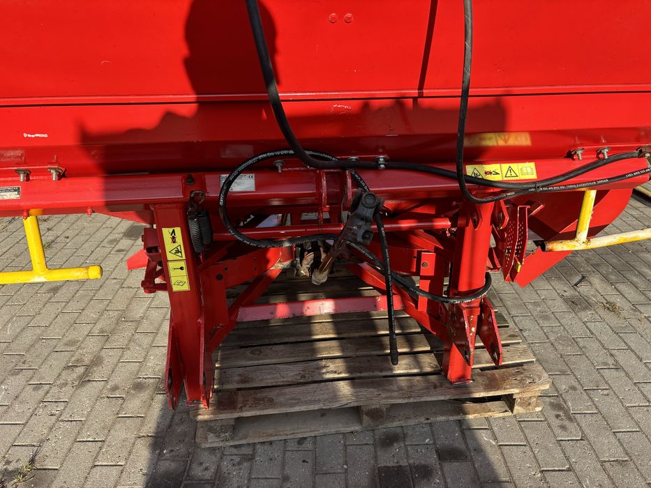Rozsiewacz nawozów LELY Centerliner Kuhn siewka nawozu siewnik Rauch