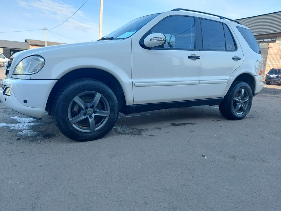 Mercedes ML163 ML270
