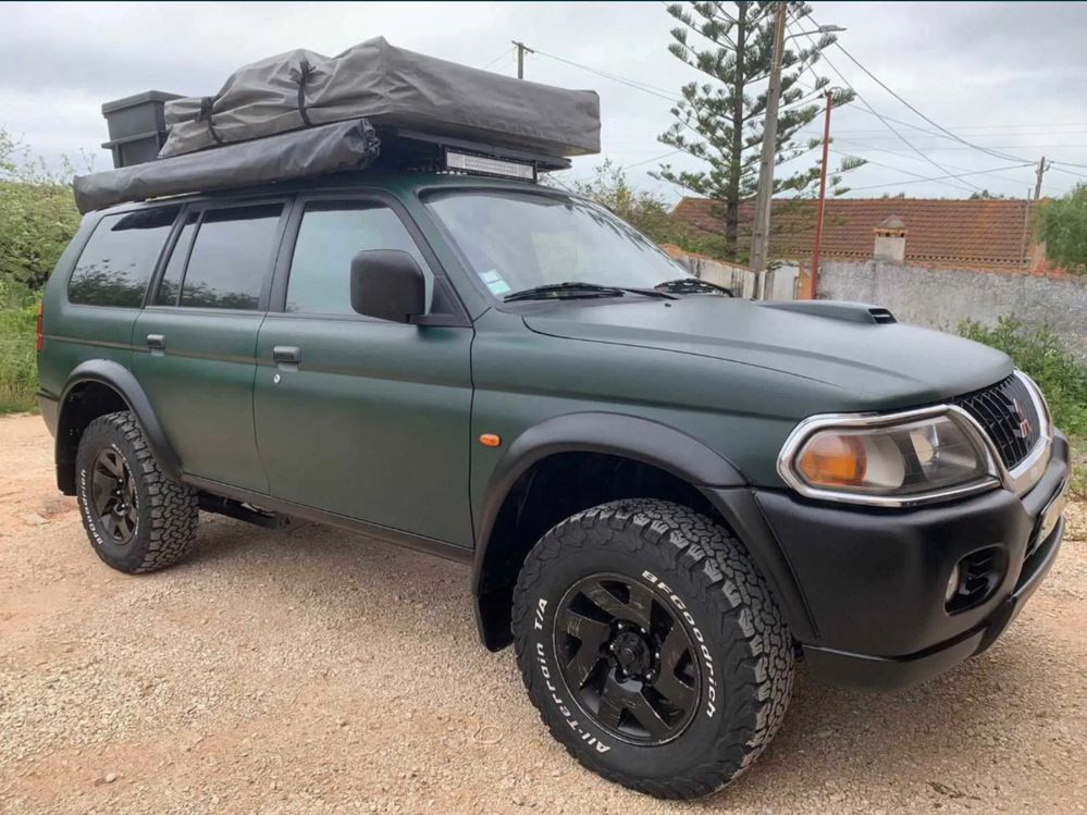 Mitsubishi Pajero Sportwagon OVERLAND