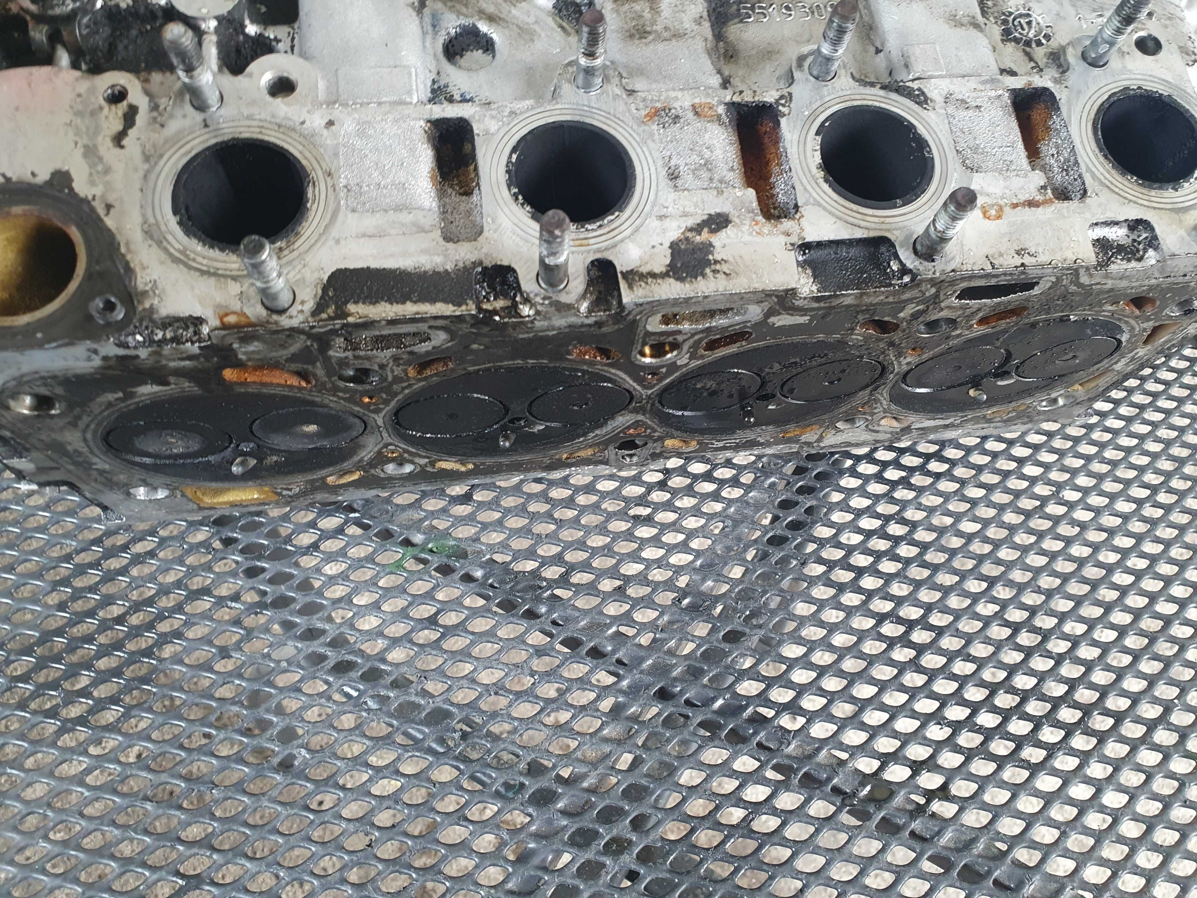 Glowica szklanka zawor Alfa romeo 159 1.9 jtd cdti 8v 120 km