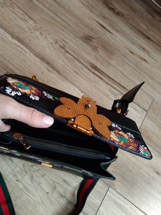 Torebka damska listonoszka Gucci włoska