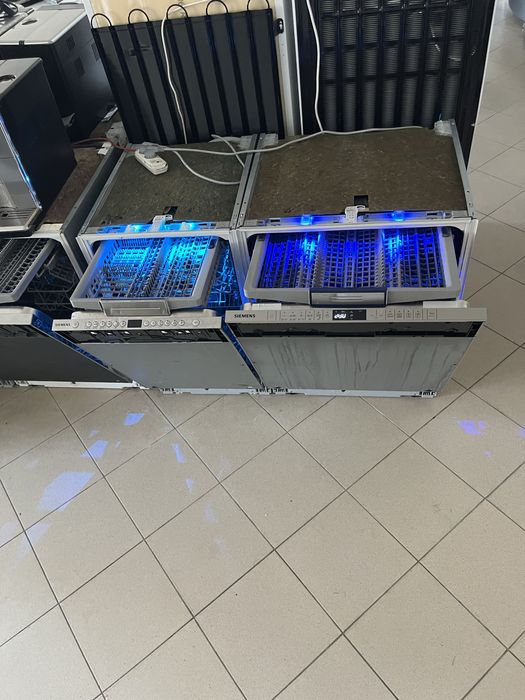 Посудомийна машина Siemens SN66 U096 EJ/56