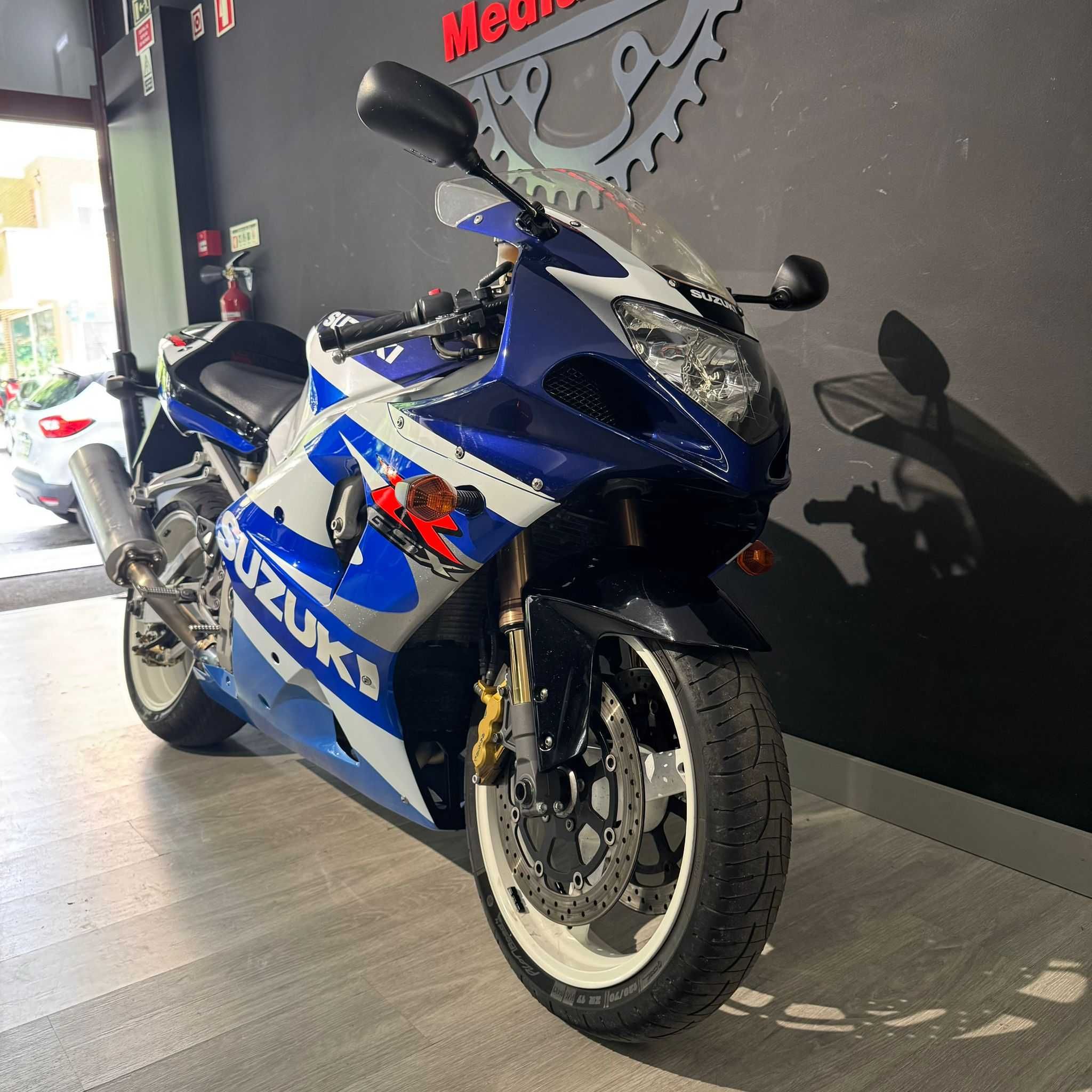 SUZUKI GSX-R1000 K1 2001