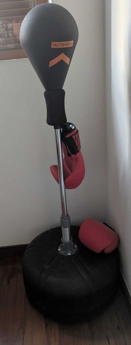 Pera de Boxe com Altura Ajustável