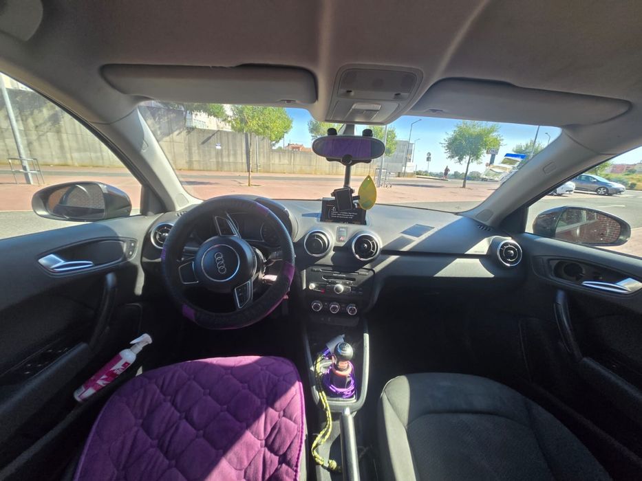 Audi a1.    motor 1.6
