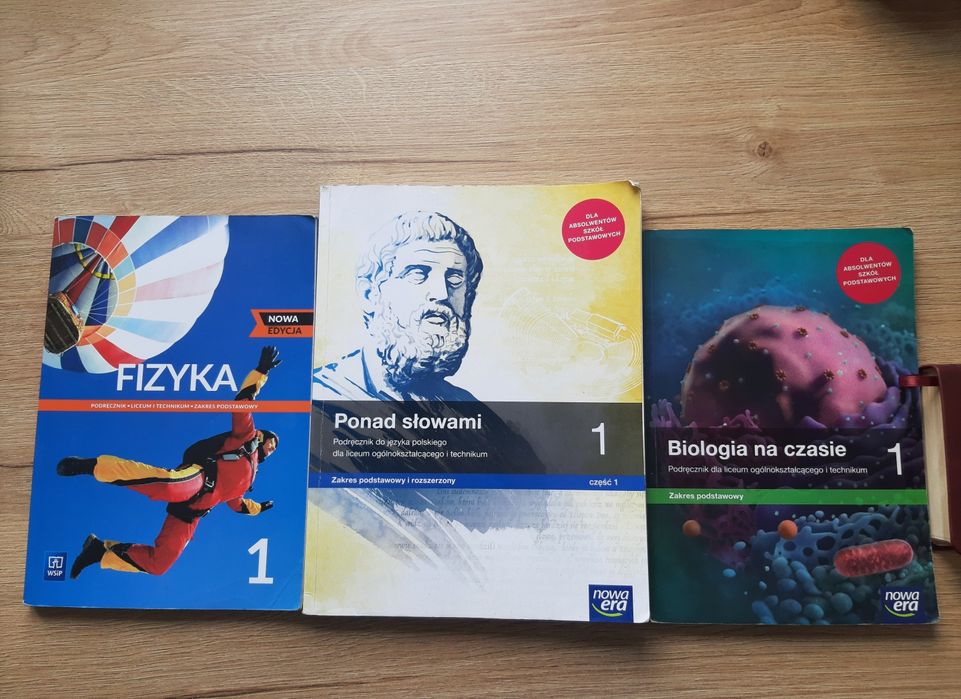 Podręczniki klasa 1 technikum polski Biologia fizyka