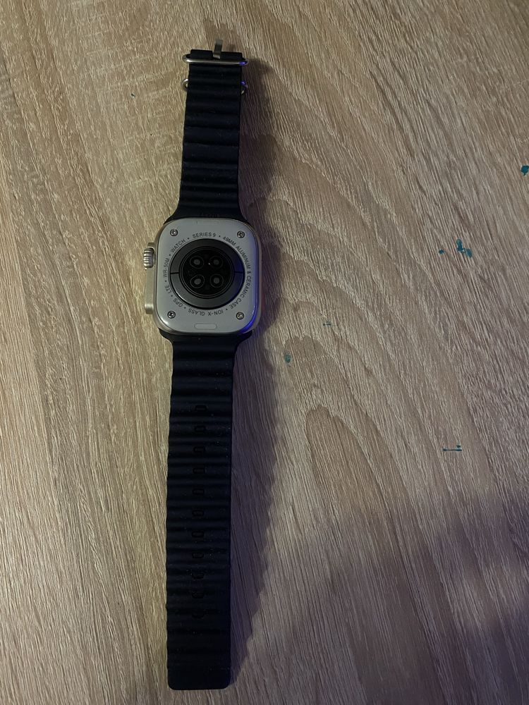 Продам умные часы Ultra 9