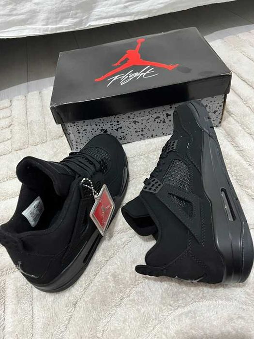Buty meskie Mokasyny Jordan_4_Retro_Black_Cat R.45