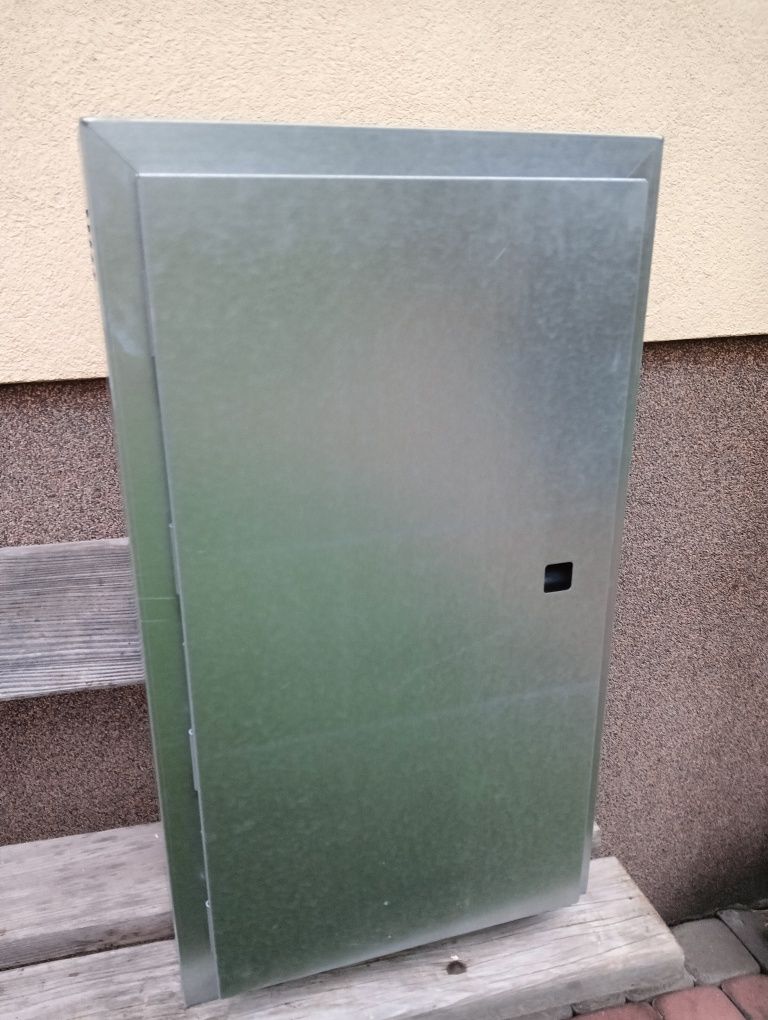 Szafki z blachy ocynkowanej