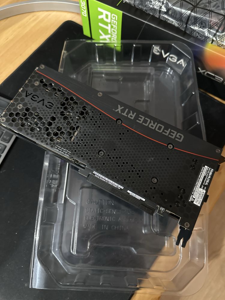 Placa grafica RX 3070 como nova