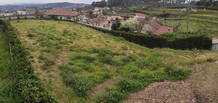 Terreno para construção de Habitação Unifamiliar ou Geminada