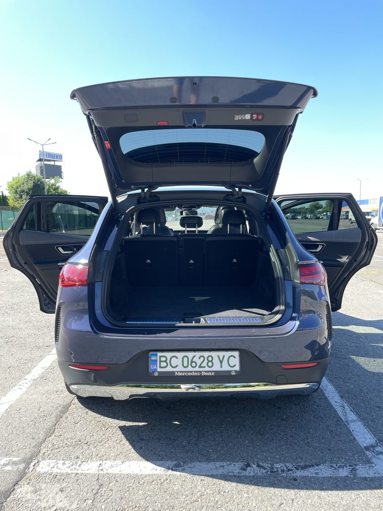Mercedes bens EQE SUV 2023