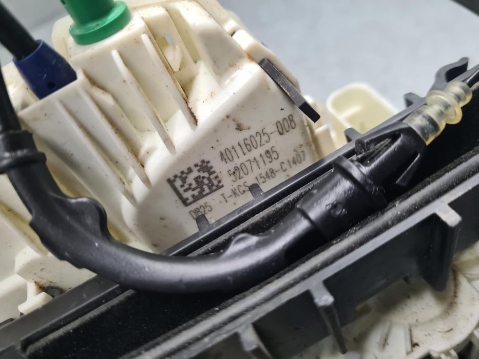 Fechadura / fecho porta frente esquerdo FIAT 500X (334_)