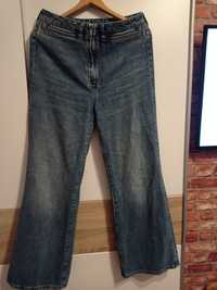 Spodnie jeansowe szerokie nogawki
