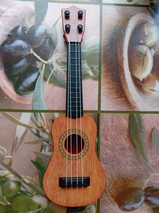 Гитара юного музыканта