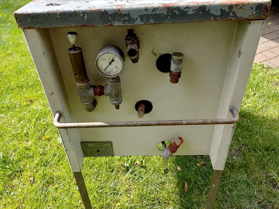 Saturator przemyslowy PRL butla myjka blacha  armatura części
