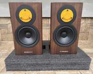 Полична акустика Dynaudio Evoke 10 Walnut Wood