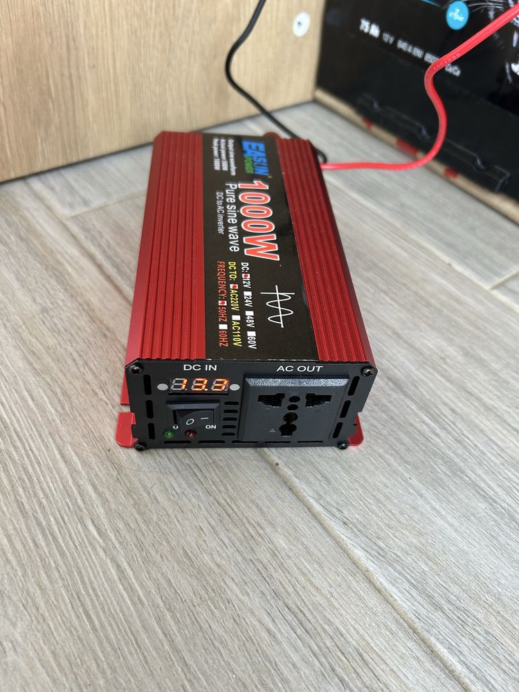 Продам Інвертор 1000W, 12V\220V