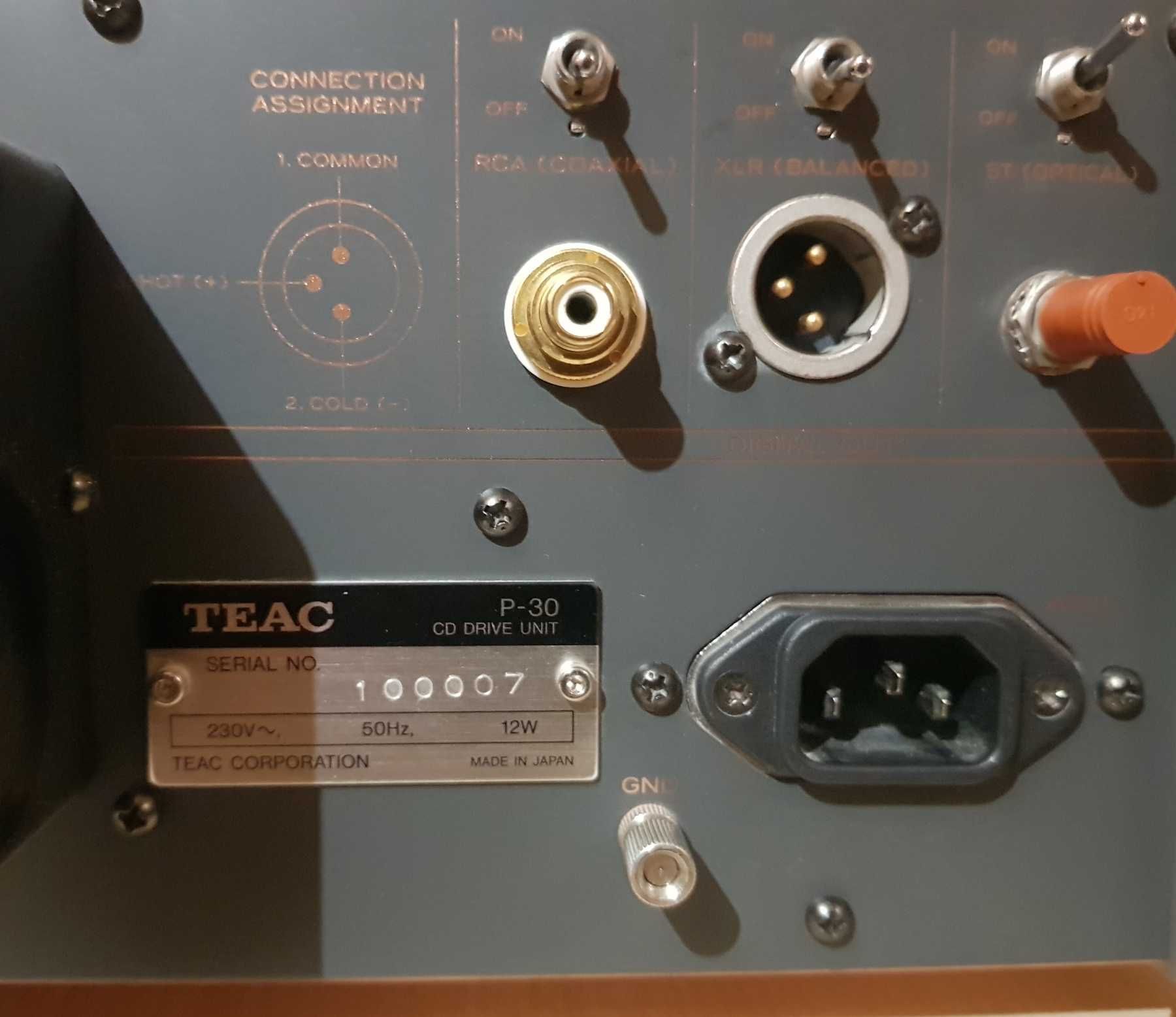 Teac P-30 CD-transport z pilotem VRDS (Made in Japan) 230 V