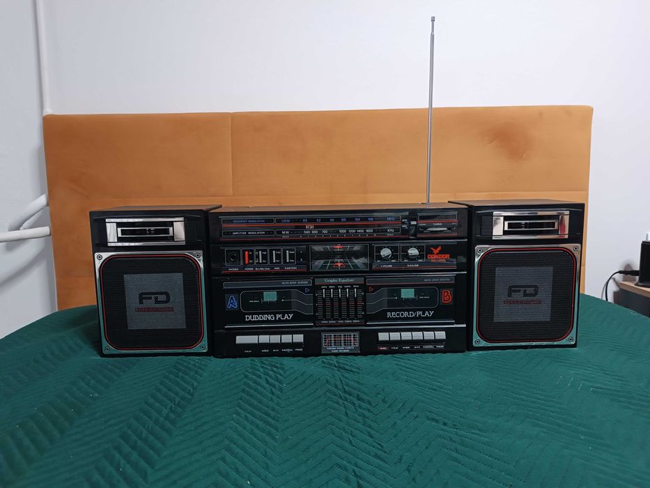 Radiomagnetofon Condor DS-2988