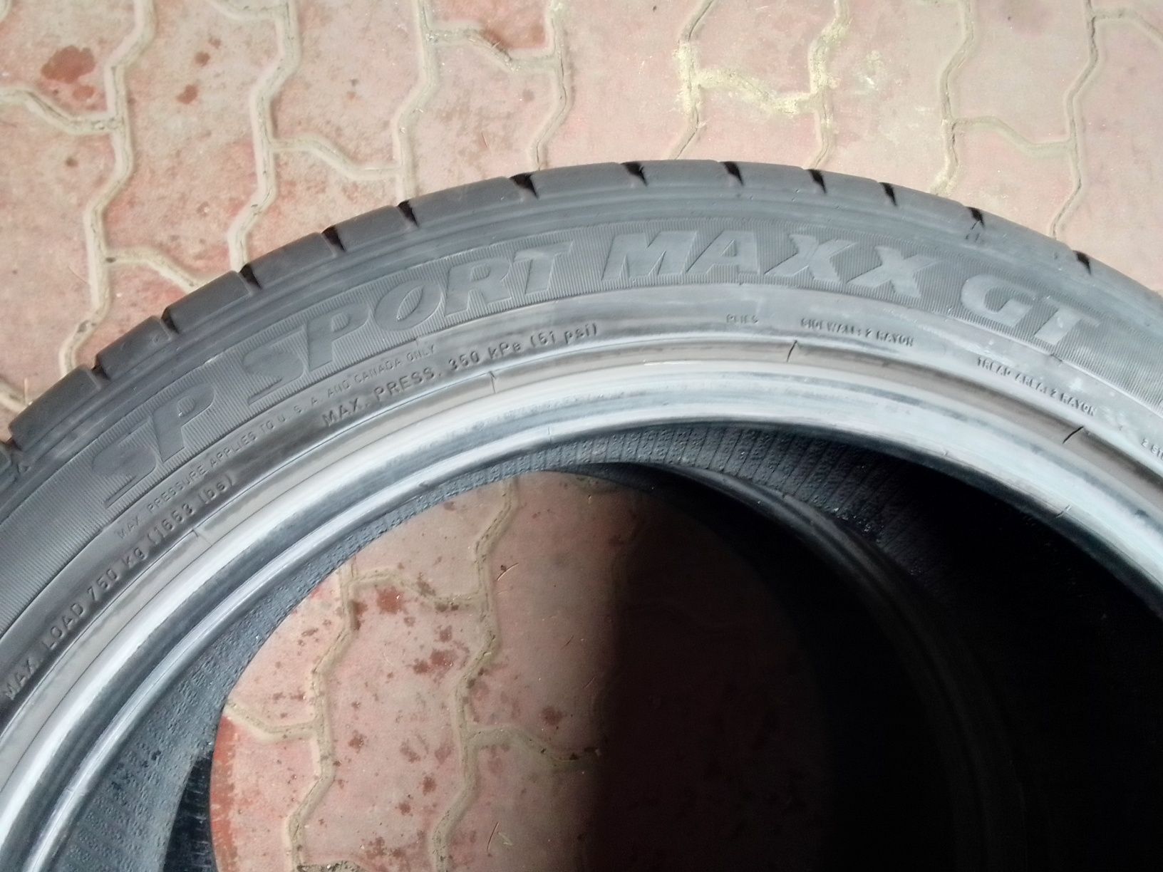 Cena za 2 Opony letnie 245/45r19 DUNLOP