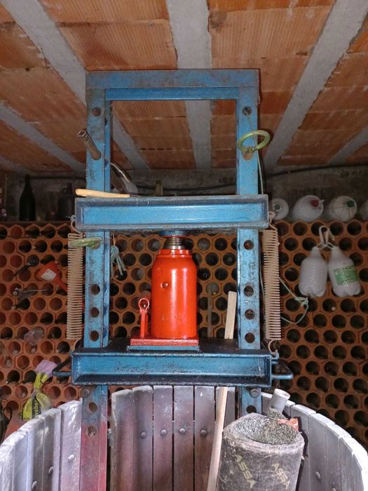 Espremedeira uvas hidraulica