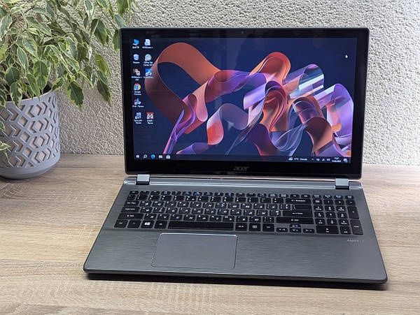 Продам ноутбук Acer Aspire V5-552p з сенсорним екраном.